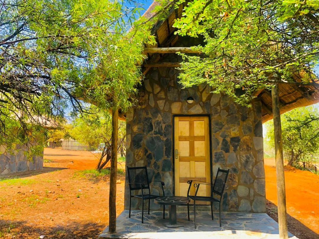 Big Valley Game Lodge Lobatse Exteriör bild