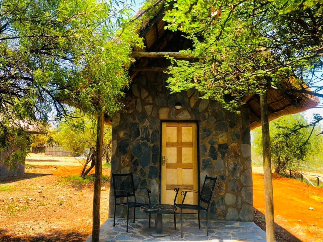 Big Valley Game Lodge Lobatse Exteriör bild